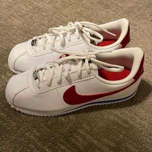 Brand new Nike Cortez Basic Classic Forrest